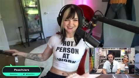 PeachJars Nude Pussy Anal Butt Plug Oil Onlyfans Video Leaked.
